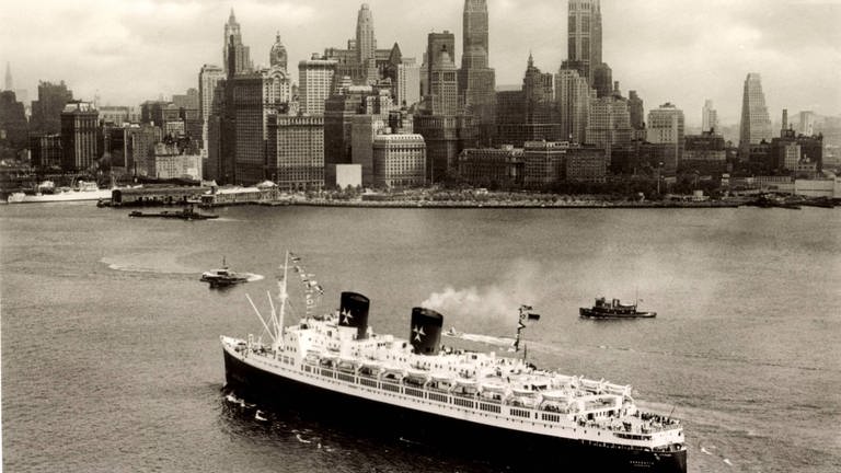 Dampfschiff T.S. Hanseatic ca. 1935 in New York (Foto: IMAGO, IMAGO / Arkivi)