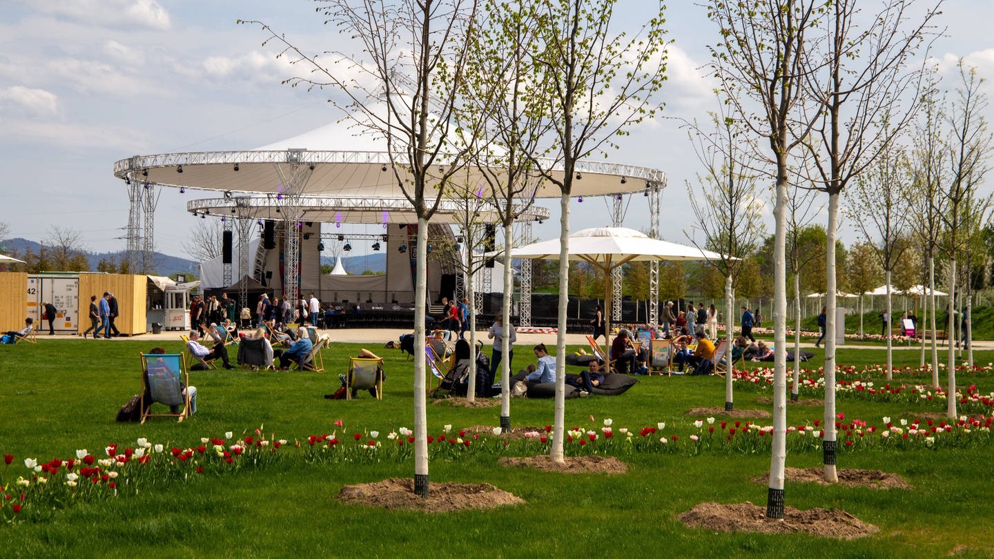Hauptbühne der Bundesgartenschau 2023 im Spinelli-Park Mannheim (Foto: IMAGO, U. J. Alexander)