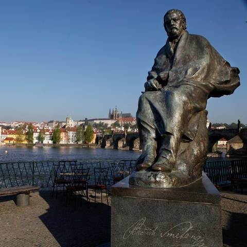 Statue Bedřich Smetana, Prag (Foto: picture-alliance / Reportdienste, picture alliance / CTK | Martin Sterba)