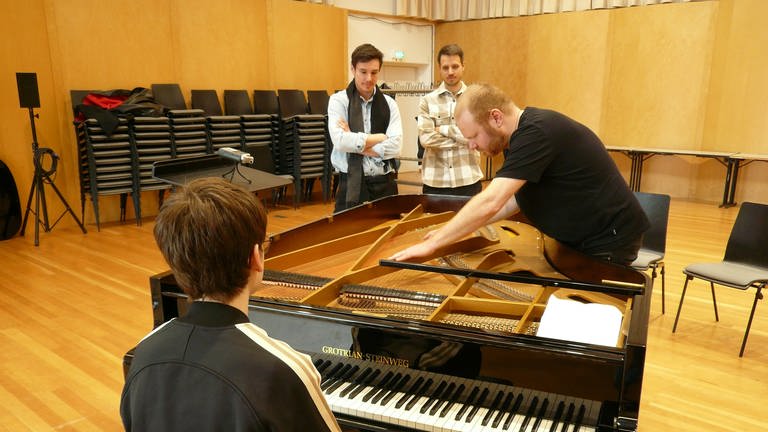 Klavierworkshop mit Kai Schumacher beim Takeover-Festival im Festspielhaus Baden-Baden (Foto: SWR, Valentin Stötzer)