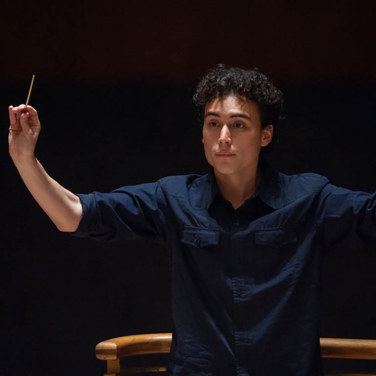 Der Dirigent Ilyich Rivas (Foto: Mark McNulty)