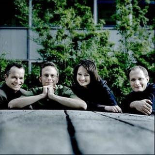 Die Mitglieder des Fauré Quartetts: Erika Geldsetzer (Violine), Sascha Frömbling (Viola), Konstantin Heidrich (Violoncello) und Dirk Mommertz (Klavier) (Foto: www.faurequartett.de - KASSKARA)