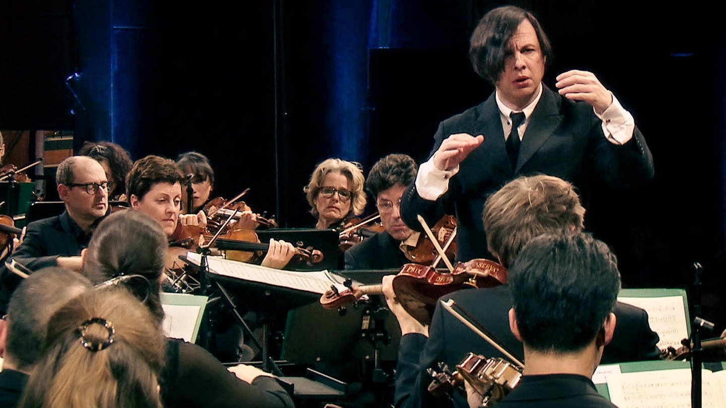 Teodor Currentzis dirigiert das SWR Symphonieorchester (Foto: SWR)
