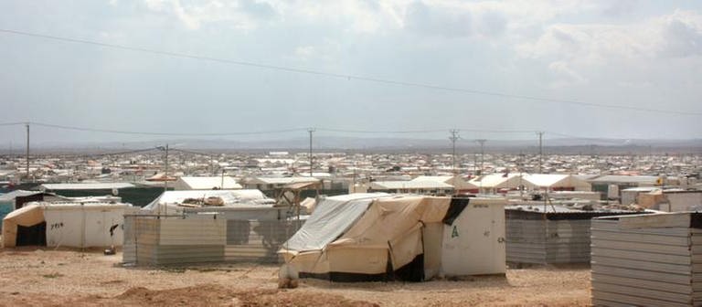 Blick über das Flüchtlingslager Zaatari in Jordanien, nahe der Grenze zu Syrien (Foto: picture-alliance / Reportdienste, picture-alliance / Reportdienste -)