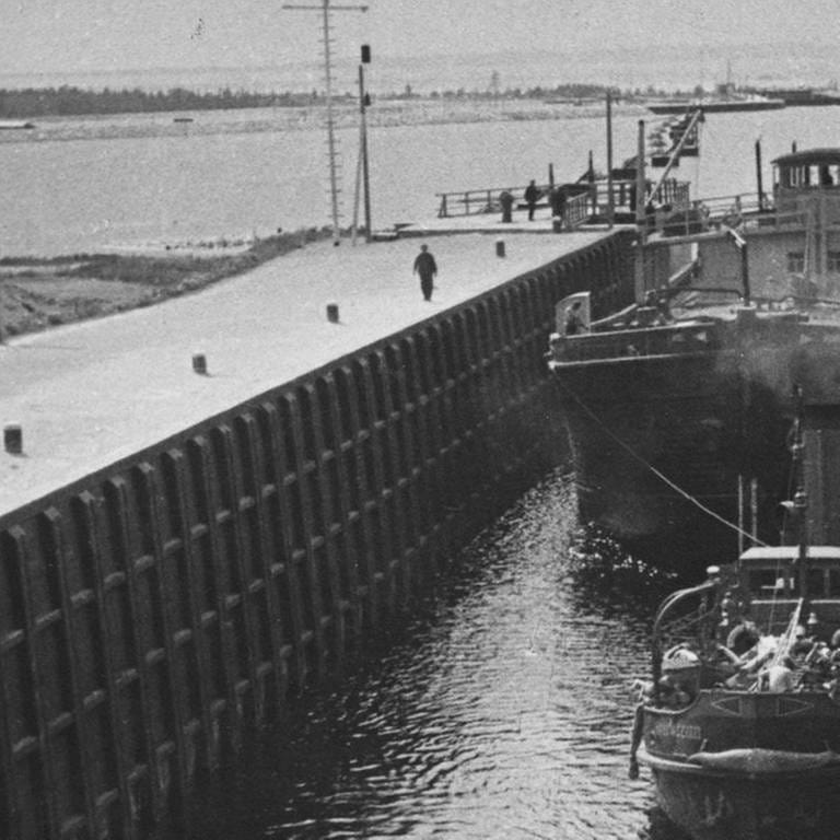 Passagier-Schiff im Weißmeerkanal 1956 (Foto: IMAGO, Imago/United Archives International -)