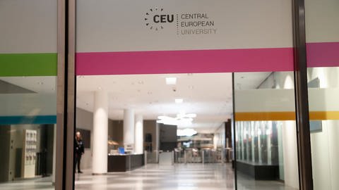 Von der ungarischen Regierung unter Druck gesetzt, eröffnete die in Budapest gegründete Central European University im Sommer 2019 einen Campus in Wien (Foto: imago images, Leopold Nekula/VIENNAERPORT via www.imago-images.de)