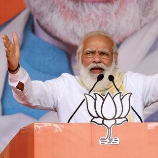 Indiens Premierminister Narendra Modi während einer Wahlkampfkundgebung am 1. November 2020 in Samastipur. Seit der Hindu-Nationalist Modi Indien regiert, wird die muslimische Minderheit zunehmend an den Rand gedrängt. (Foto: imago images, imago images / Hindustan Times)