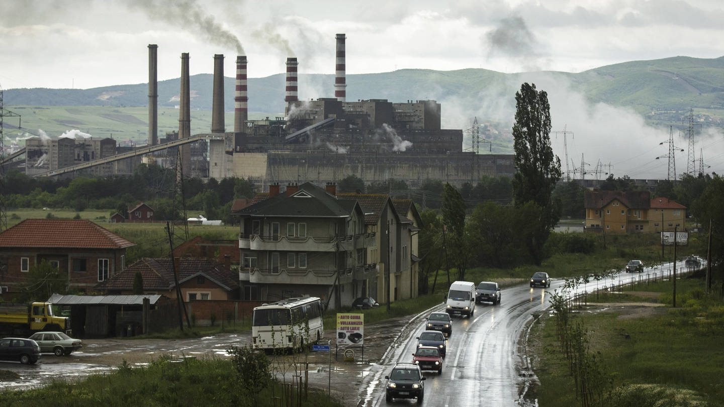 Braunkohlekraftwerk Kosovo A. Pristina (2015) (Foto: IMAGO, IMAGO / photothek / Thomas Trutschel)