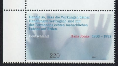 On his 100th birthday in 2003, Hans Jonas was honored with a special Deutsche Post stamp.  (Photo: IMAGO, imago / Schöning)