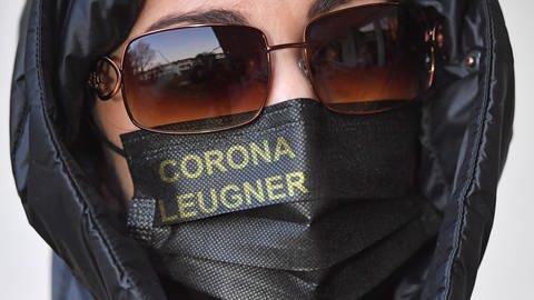 Corona-Leugner (Foto: IMAGO, imago images/Sven Simon)