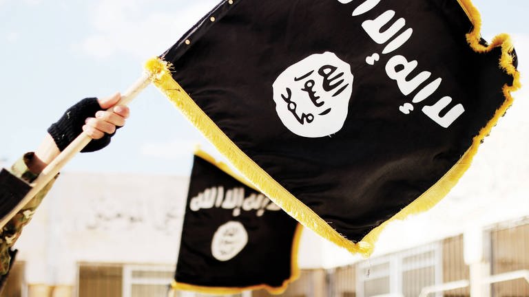 Schwarzes Banner des Islamischen Staats (Symbolbild) (Foto: IMAGO, IMAGO / ZUMA Wire)