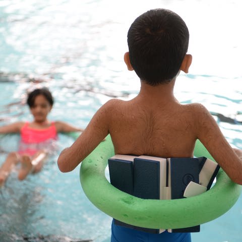 Zu viele Kinder können nicht gut genug schwimmen (Foto: picture-alliance / Reportdienste, picture alliance / dpa | Franziska Kraufmann)