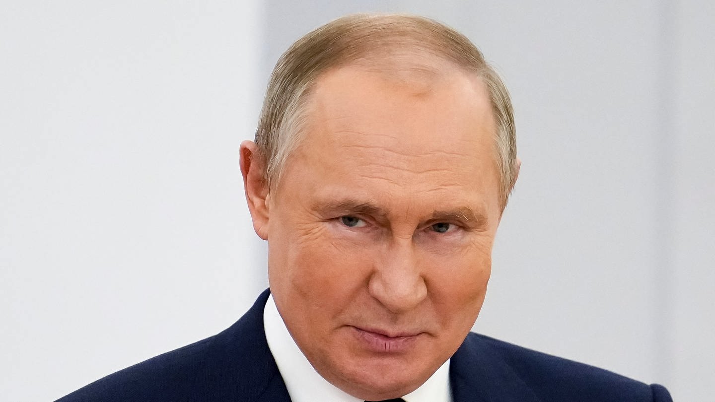 Wladimir Putin (Foto: picture-alliance / Reportdienste, picture alliance / ASSOCIATED PRESS | Alexander Zemlianichenko)