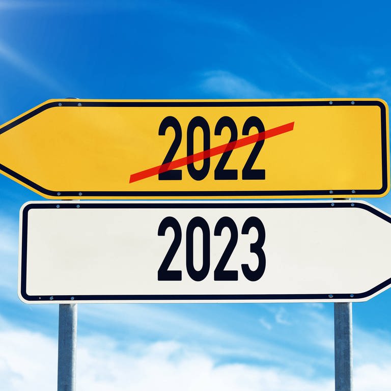 2022 geht zu Ende. 2023 kommt.  (Foto: IMAGO, IMAGO / Bihlmayerfotografie)
