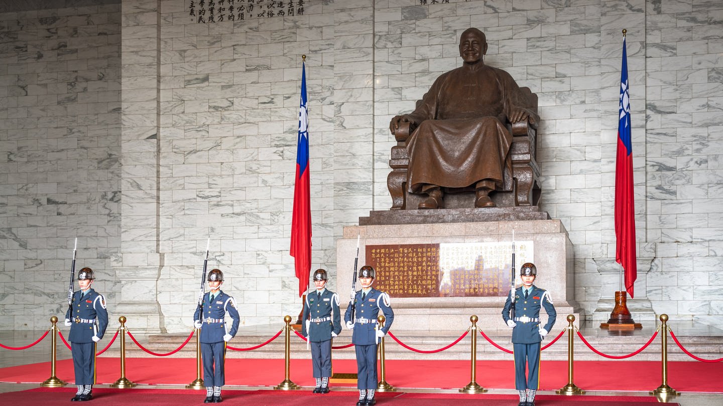 Nationale Chiang-Kai-shek-Gedächtnishalle in Taipeh / Taiwan (Foto: IMAGO, IMAGO / agefotostock)