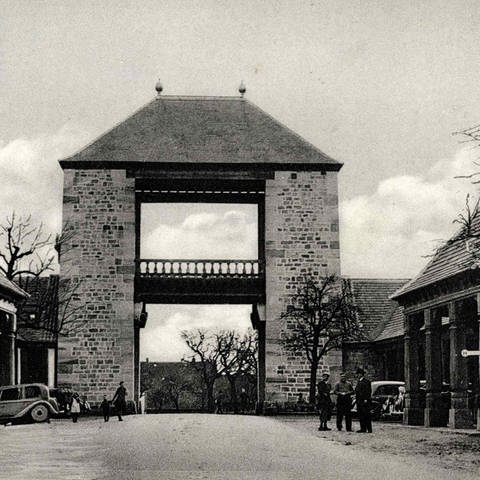 Das Deutsche Weintor in Schweigen-Rechtenbach, 1933 (Foto: picture-alliance / Reportdienste, arkivi)