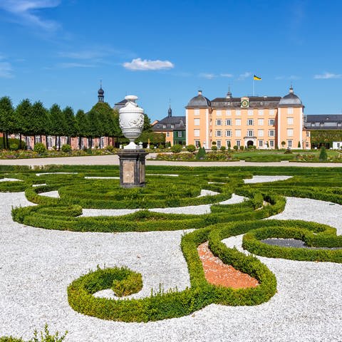 Schloss Schwetzingen mit Schlossgarten (Foto: picture-alliance / Reportdienste, picture alliance / Markus Mainka | Markus Mainka)