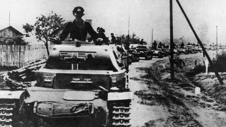 Deutsche Panzer beim Angriff auf Polen im September 1939 (Foto: imago images, imago stock&people)