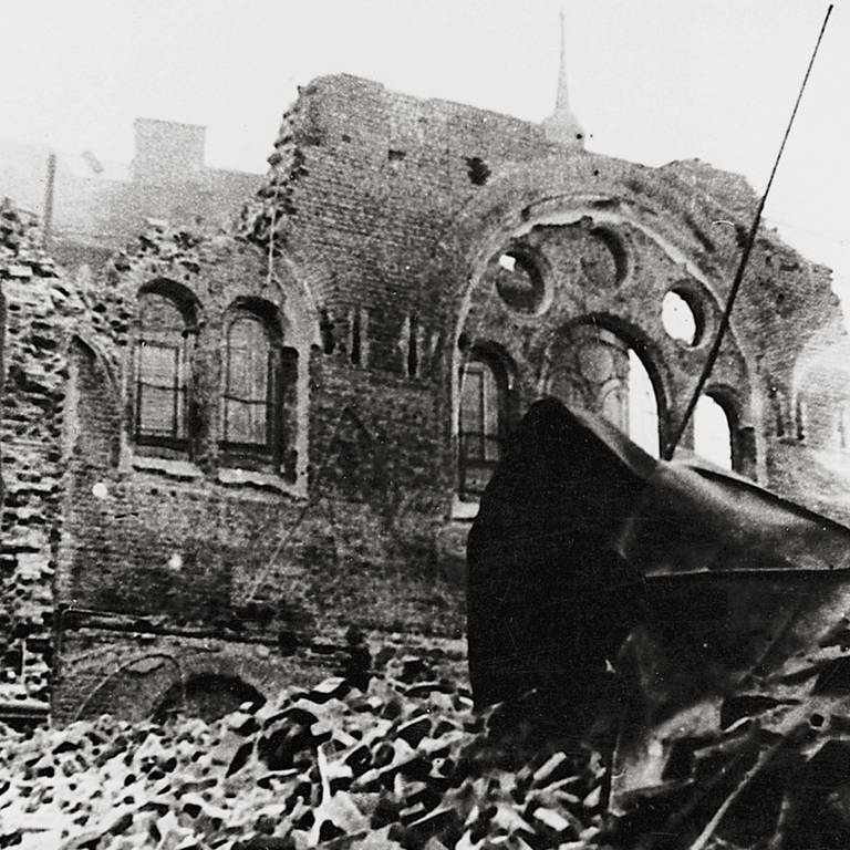 Zerstörte Synagoge in Wien 1938 (Foto: picture-alliance / Reportdienste, picture-alliance / IMAGNO/Austrian Archives)