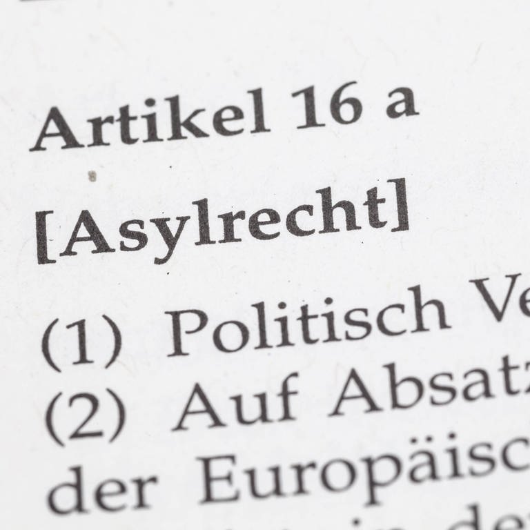Artikel 16a Grundgesetz: Asylrecht  (Foto: IMAGO, IMAGO / STPP)
