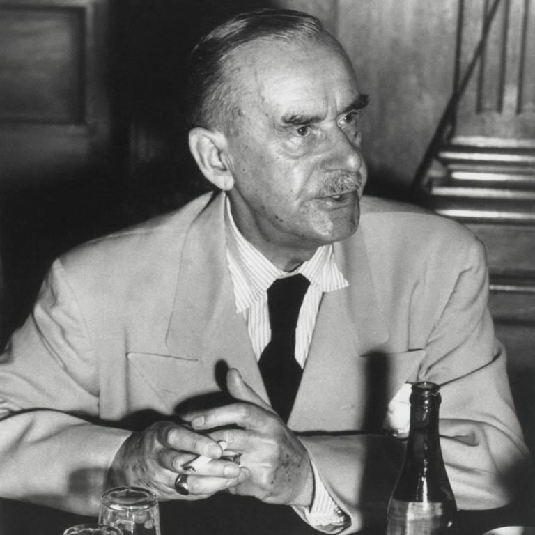 Der Schriftsteller Thomas Mann (1875 - 1955) um 1940 in den USA (Foto: IMAGO, imago images / Everett Collection)