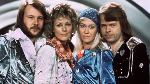 Die schwedische Popgruppe ABBA bei ihrem Grand Prix-Auftritt 1974 im englischen Brighton (Foto: dpa Bildfunk, picture alliance / EPA Pressensbild/dpa)