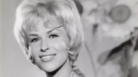 Eine Aufnahme der schwedischen Sängerin und Schauspielerin Bibi Johns ca. aus dem Jahr 1960