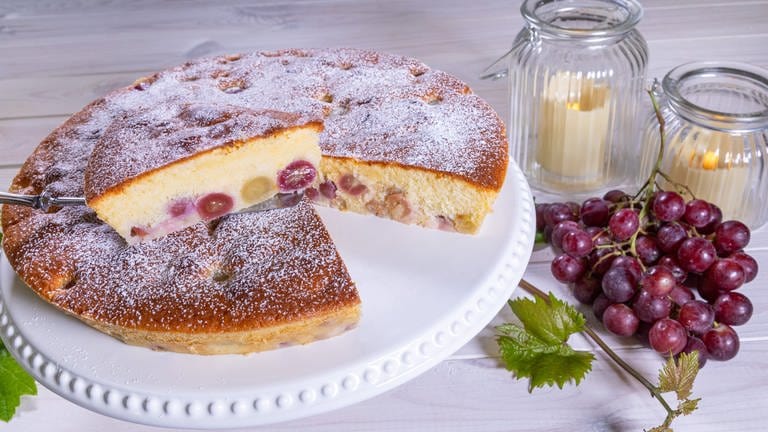 Saftiger Traubenkuchen mit dem Rezept für Rührkuchen ganz einfach, schnell und saftig.