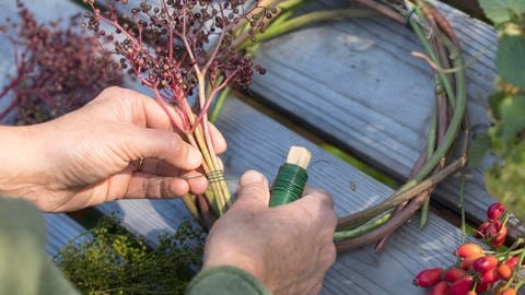 Tipps gegen Herbstblues: Kränze für den Herbst basteln