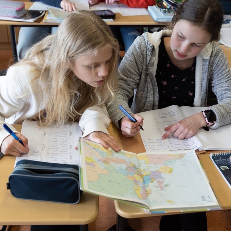 Eltern in Rheinland-Pfalz müssen immer mehr für die Schule ausgeben