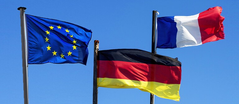 Europaflagge, Deutschlandflagge, Frankreichflagge (Foto: dpa Bildfunk, Picture Alliance)
