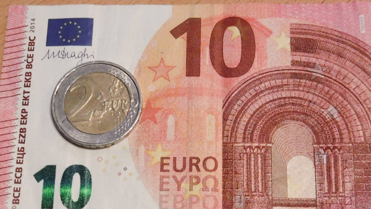 12 Euro Mindestlohn ab 1. Oktober (Foto: IMAGO, Lobeca/Ralf Homburg)