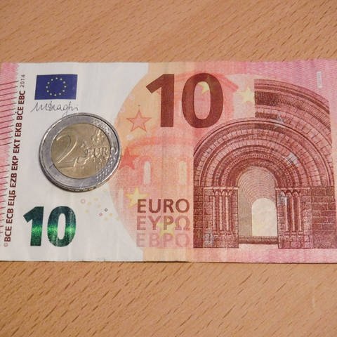 12 Euro Mindestlohn ab 1. Oktober (Foto: IMAGO, Lobeca/Ralf Homburg)