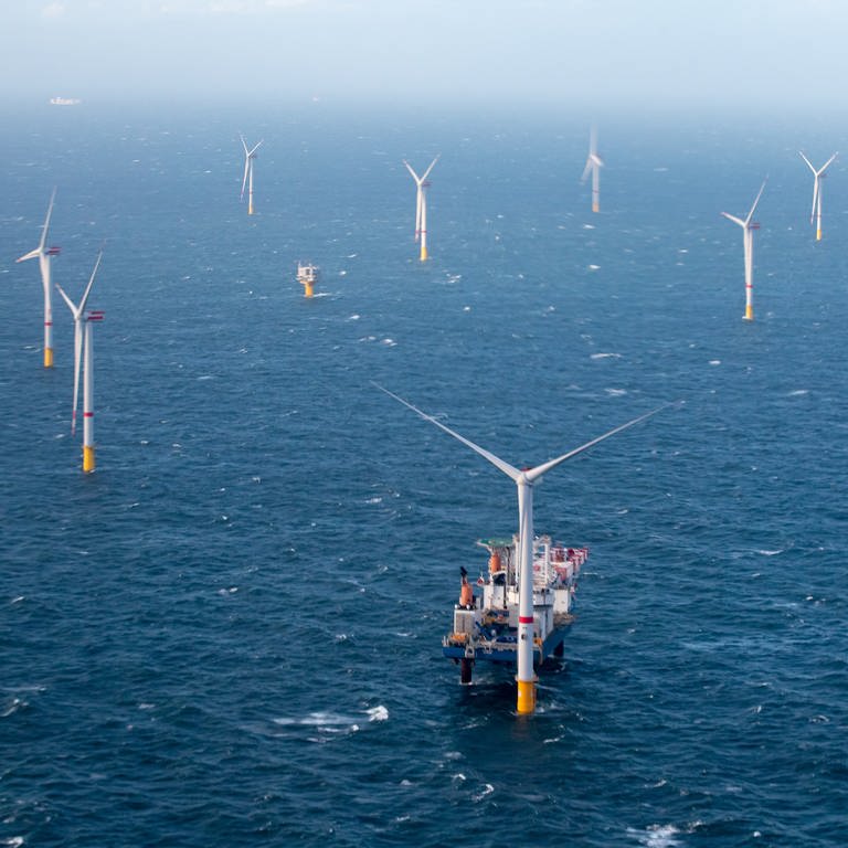 Windturbinen in der Nordsee eines Offshore-Windparks. (Foto: dpa Bildfunk, picture alliance/dpa/BELGA | Kurt Desplenter)