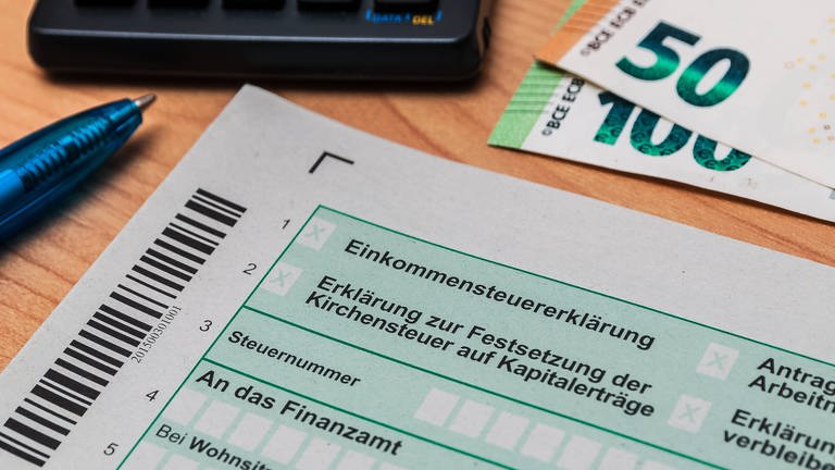 Ein Formular für die Steuererklärung (Foto: IMAGO, IMAGO / Zoonar)