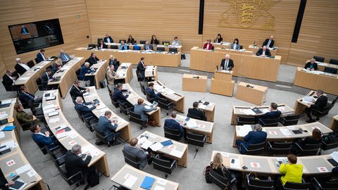 Baden-Württembergs Landtag debattiert über Corona-Maßnahmen. (Foto: dpa Bildfunk, picture alliance/dpa | Sebastian Gollnow (Archivfoto))