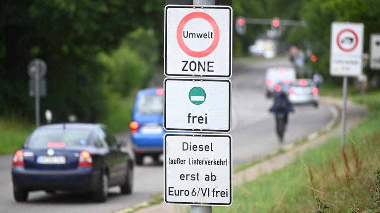 Welche Fahrzeuge dürfen die Umweltzone befahren?