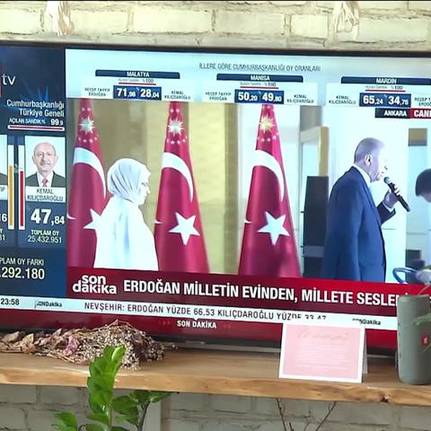 Stichwahl Türkei im Fernsehen (Foto: SWR)