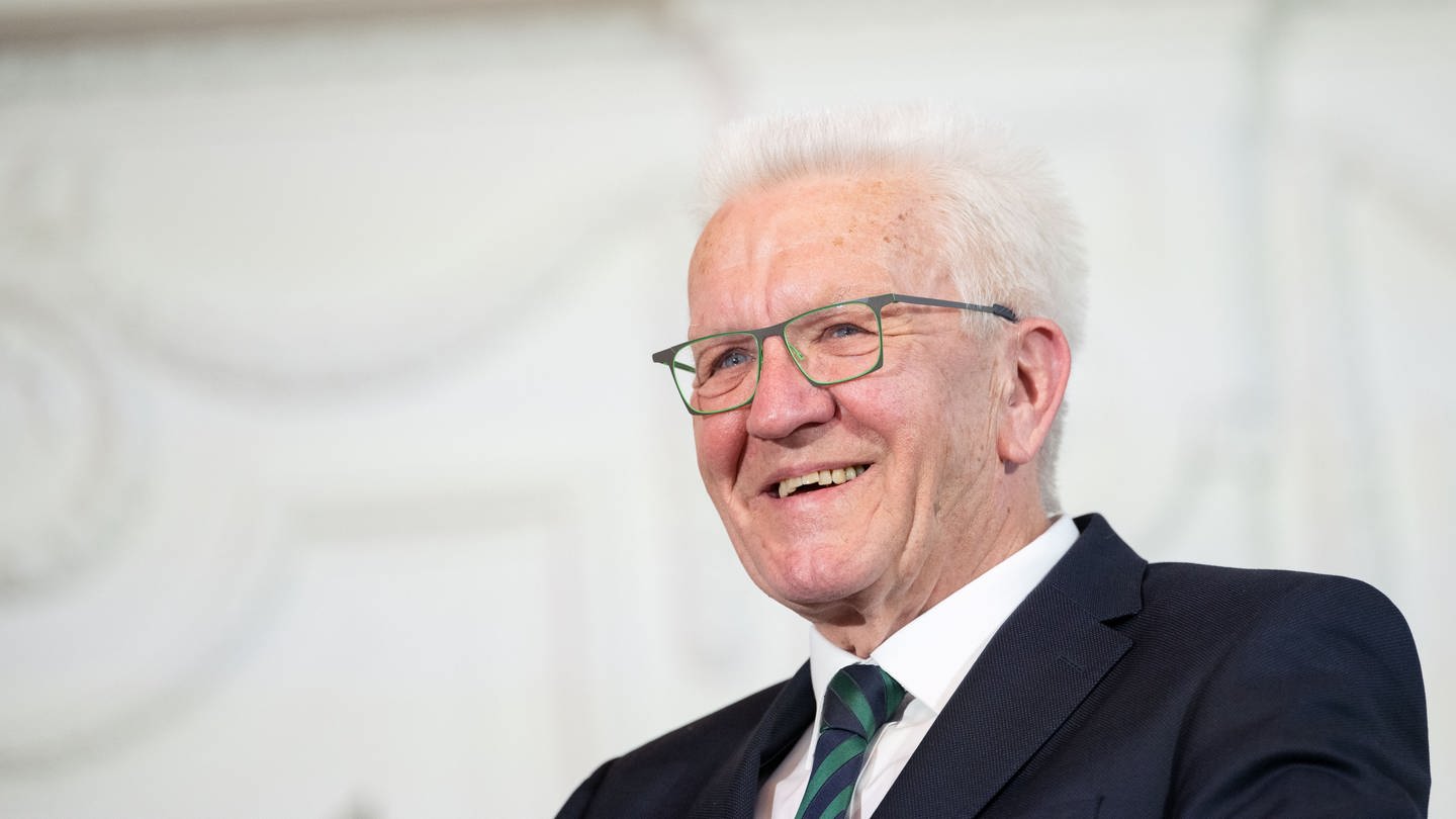 Winfried Kretschmann (Bündnis 90/Die Grünen), Ministerpräsident von Baden-Württemberg, lächelt (Foto: dpa Bildfunk, picture alliance/dpa | Marijan Murat)