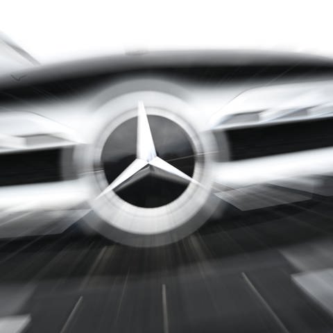 Mercedes-Benz (Foto: dpa Bildfunk, picture alliance/dpa | Bernd Weißbrod)