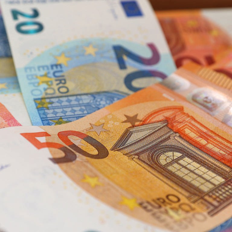 Symbolfoto zum Thema Geld und Finanzen. (Foto: dpa Bildfunk, picture alliance / pressefoto_korb | Micha Korb)