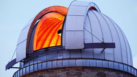 Die Kuppel der Sternwarte auf der Uhlandshöhe in Stuttgart (Foto: dpa Bildfunk, picture alliance / DUMONT Bildarchiv | Reinhard Schmid)
