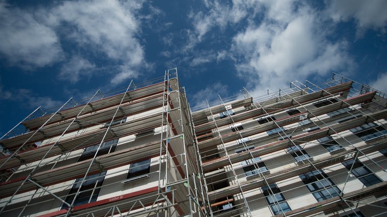  Neubauten der Stuttgarter Wohnungs- und Städtebaugesellschaft mbH (SWSG), aufgenommen am 21.7.2015 in Stuttgart 