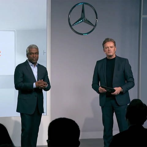 Vertreter von Mercedes und Google (Foto: SWR)