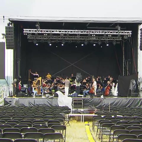 letzte Proben auf der Konzertbühne mitten im Odenwald