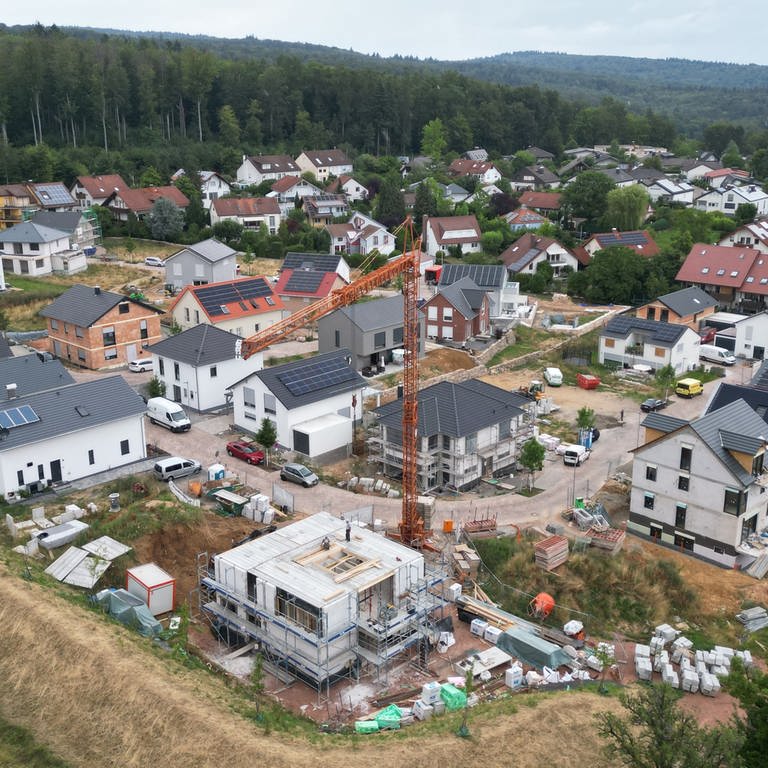 Ein Neubaugebiet wird erweitert.  (Foto: dpa Bildfunk, picture alliance/dpa | Rene Priebe)