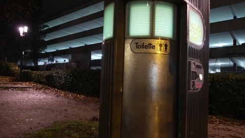 Auf solchen Toiletten bieten Straßenprostituierte Sex an. (Foto: SWR)