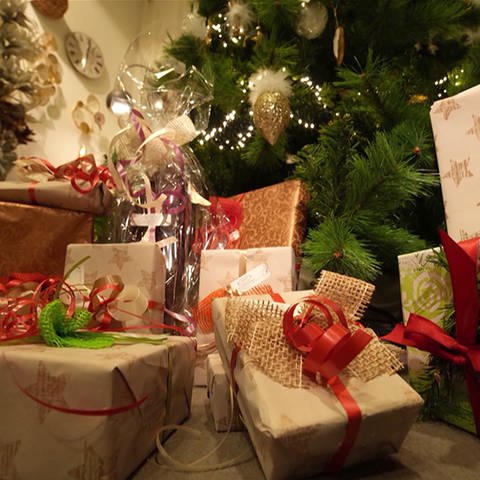 Weihnachtsgeschenke (Foto: SWR)