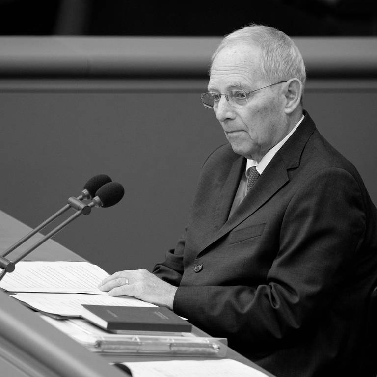 Wolfgang Schäuble (CDU) leitet am 25. März 2020 als Bundestagspräsident eine Sitzung des Parlaments. 