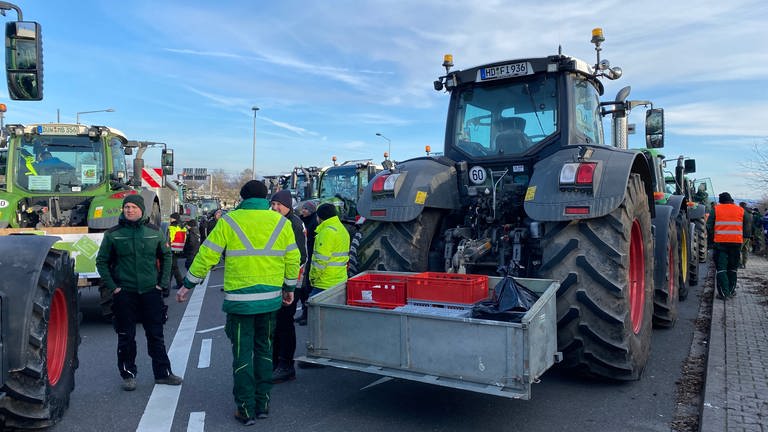 Bauernproteste auf dem Gelände der SAP Arena Mannheim
